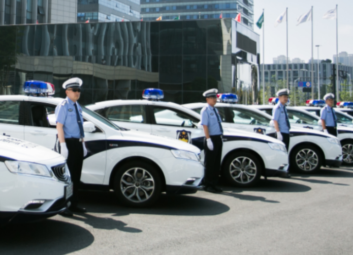工控機在警車上的應用.png